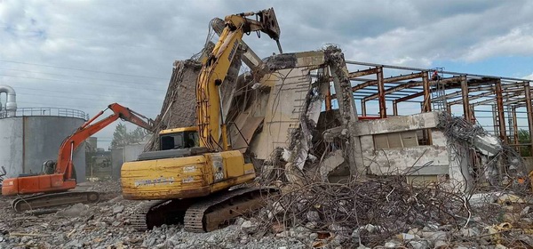 厂房拆除
